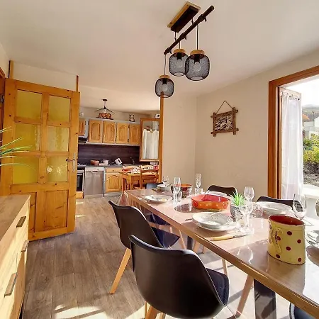 Familial A St Marcel Avec Terrasse, 6 Pers, 3 - Fr-1-344-1051