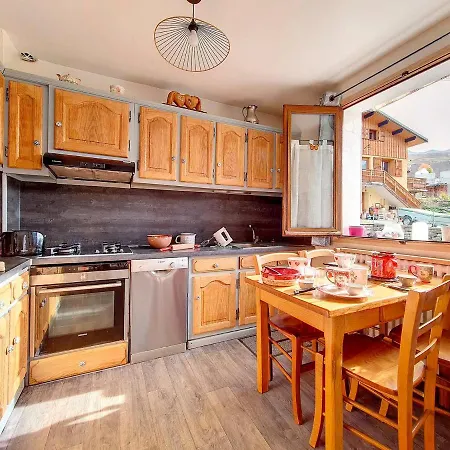 Familial A St Marcel Avec Terrasse, 6 Pers, 3 - Fr-1-344-1051 Chalet